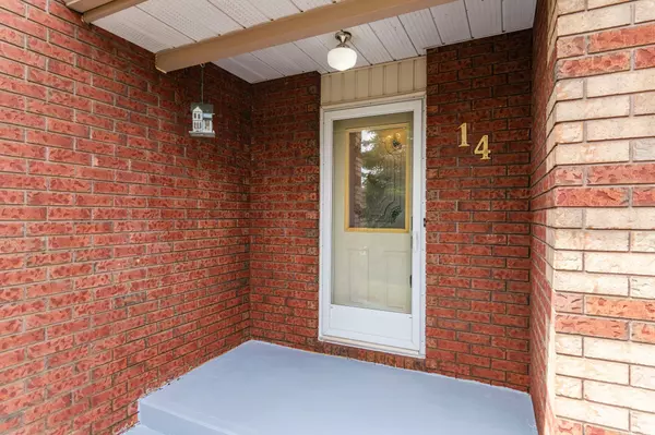 Springwater, ON L0L 1P0,14 Glenview AVE