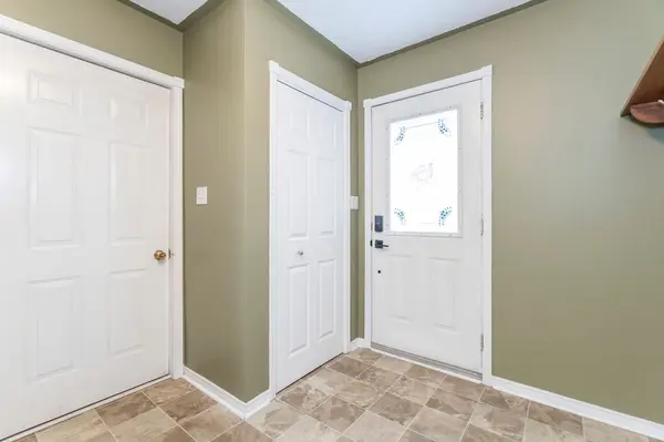 Springwater, ON L0L 1P0,14 Glenview AVE