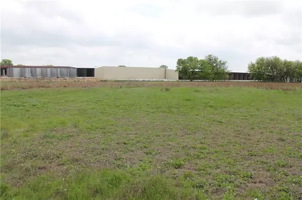 Hewitt, TX 76643,1725 W Spring Valley Road