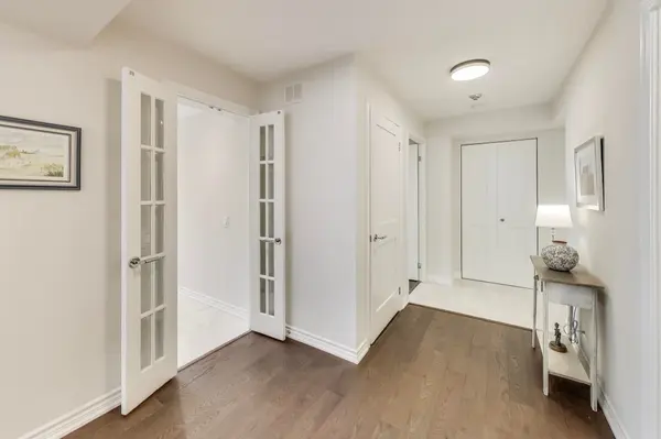 265 Ridley BLVD #803, Toronto C04, ON M5M 4N8