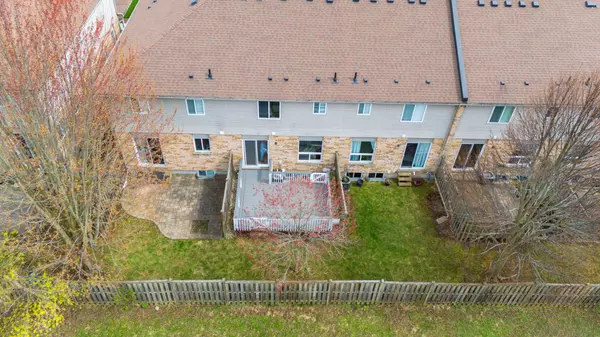 Guelph, ON N1G 5L5,210 DAWN AVE #35