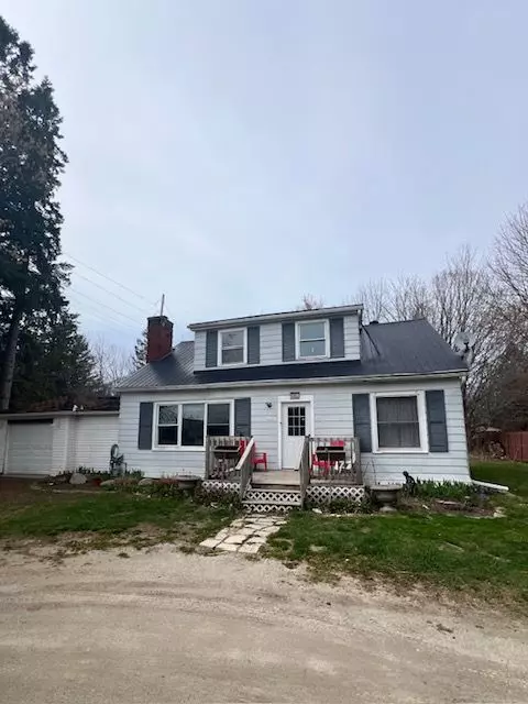 Owen Sound, ON N4K 5R8,121 Grey Rd 17b N/A