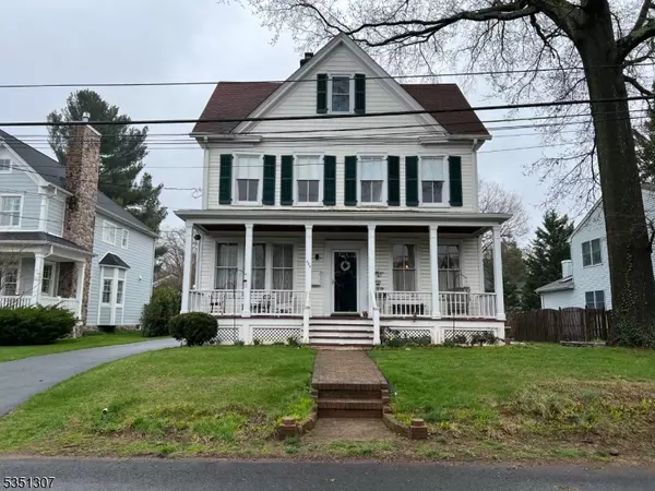 826 Wallberg Ave, Westfield Town, NJ 07090