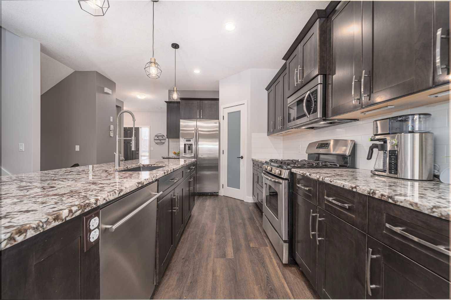 Lethbridge, AB T1K 5T5,131 Riverland Close W