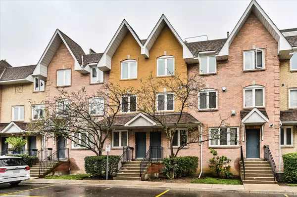 75 Weldrick RD E #206, Richmond Hill, ON L4C 0H9