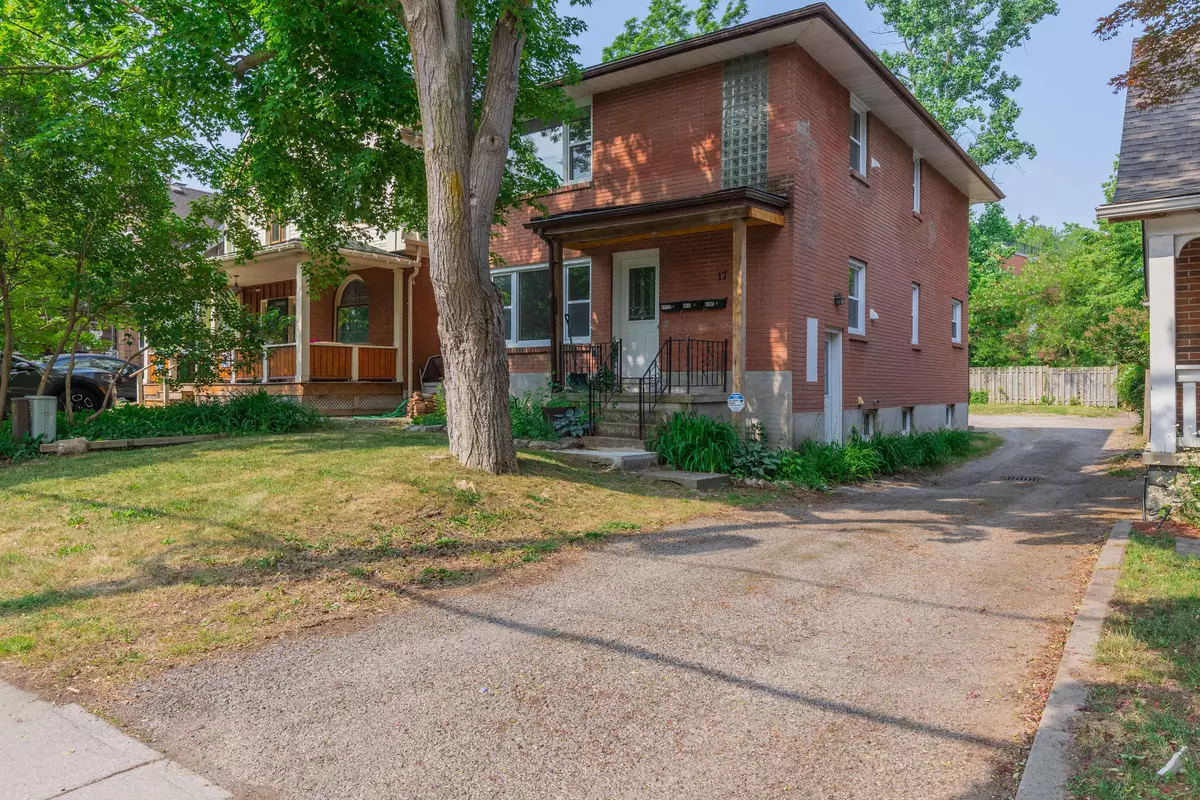 London South, ON N6C 4A8,17 Carfrae CRES