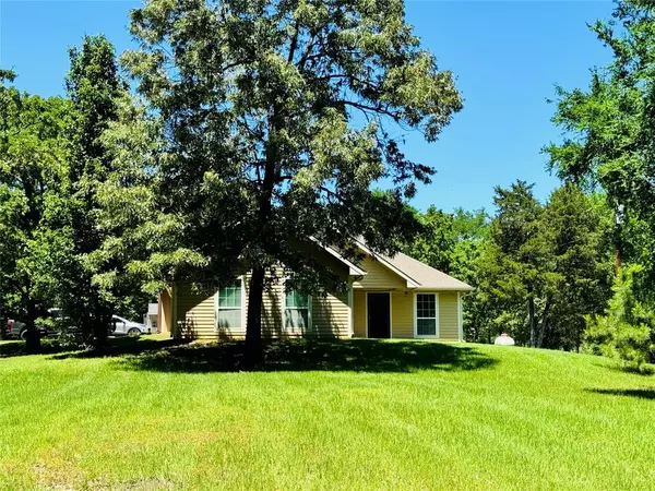 Athens, TX 75751,8636 W ST HWY 31