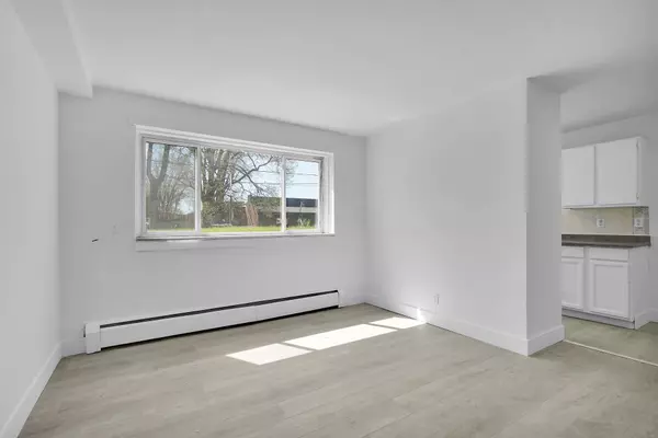 London East, ON N5Z 1E7,852 Trafalgar ST #3