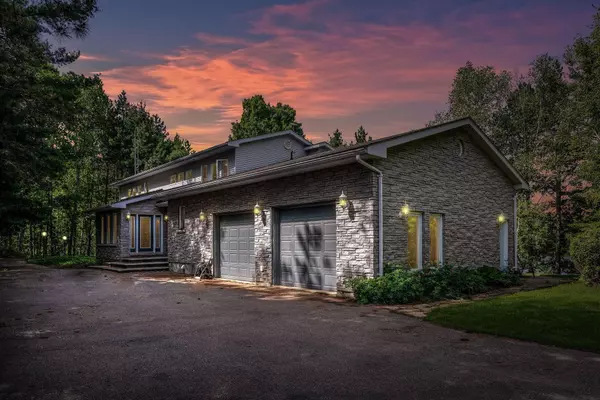 40249 Combermere RD, Madawaska Valley, ON K0J 1B0