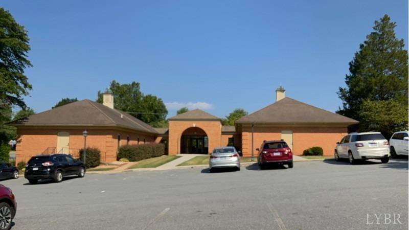 3617 Old Forest RD, Lynchburg, VA 24501