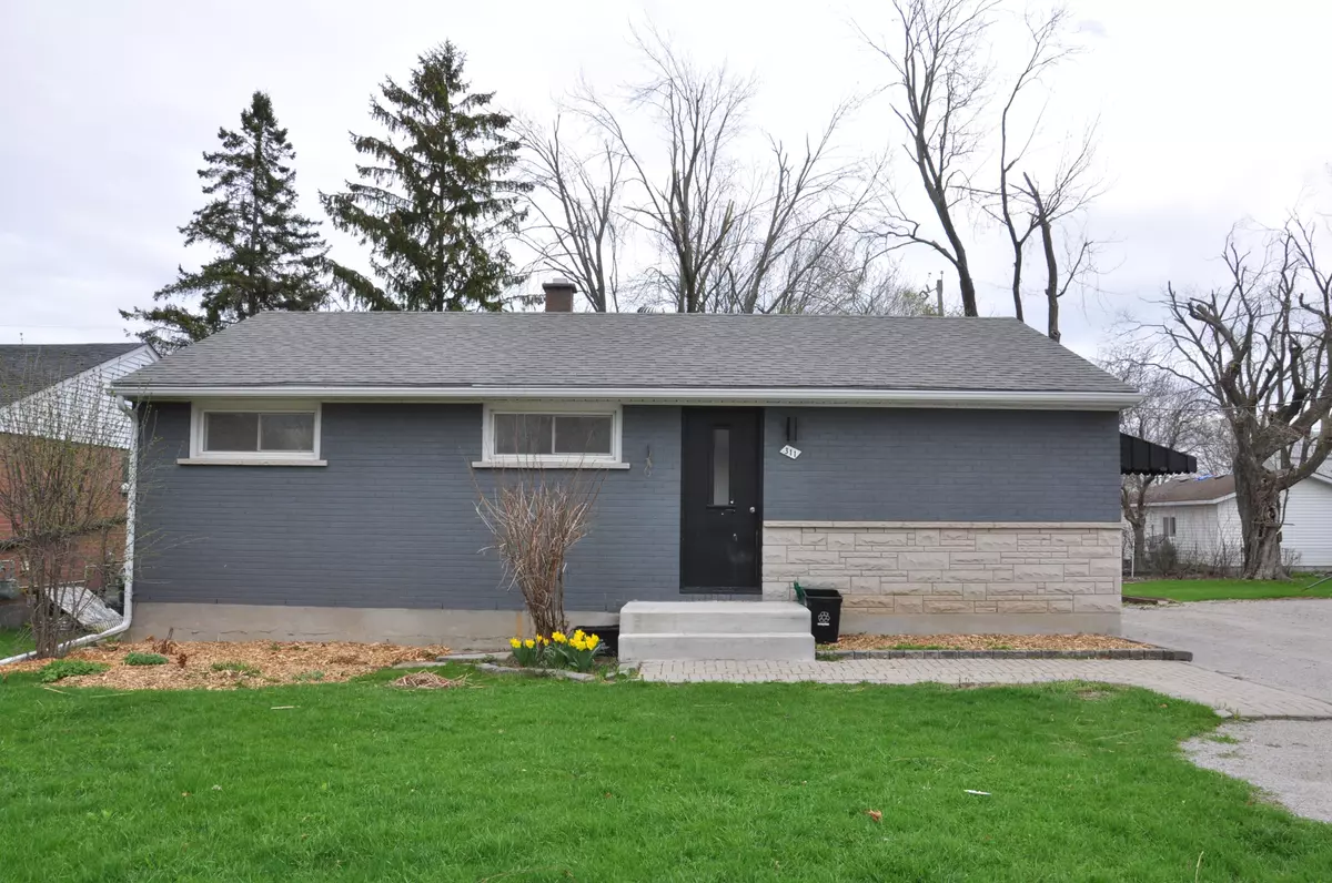 Orillia, ON L3V 1M4,311 James ST E