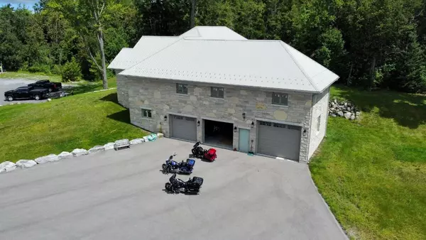 Uxbridge, ON L0C 1C0,349 Zephyr RD