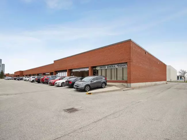 Vaughan, ON L4K 3Z7,270 Pennsylvania AVE #12&13