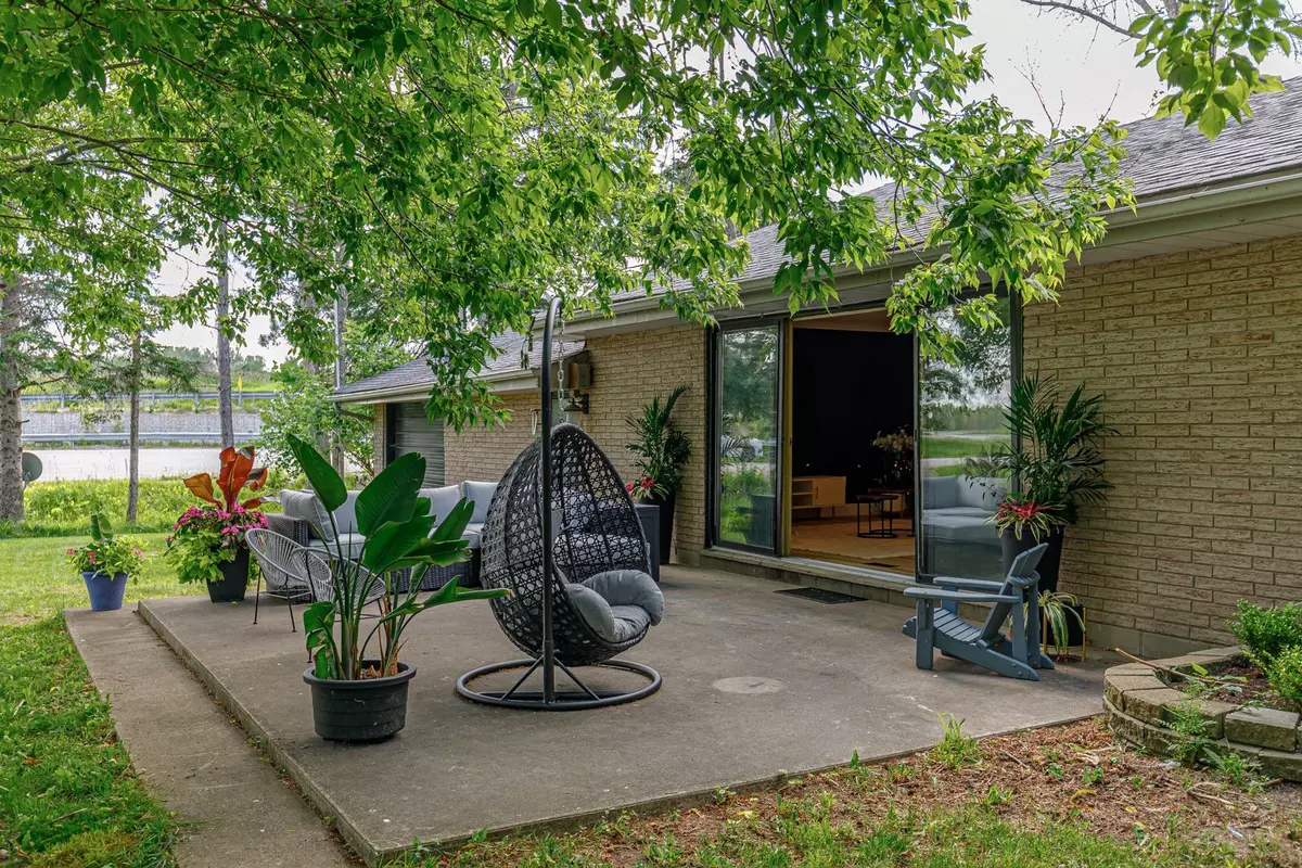 Clearview, ON L9Z 2G5,6278 Vancise CT