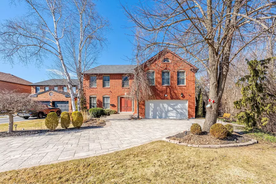8 Goodmills CT, Markham, ON L3R 7M2