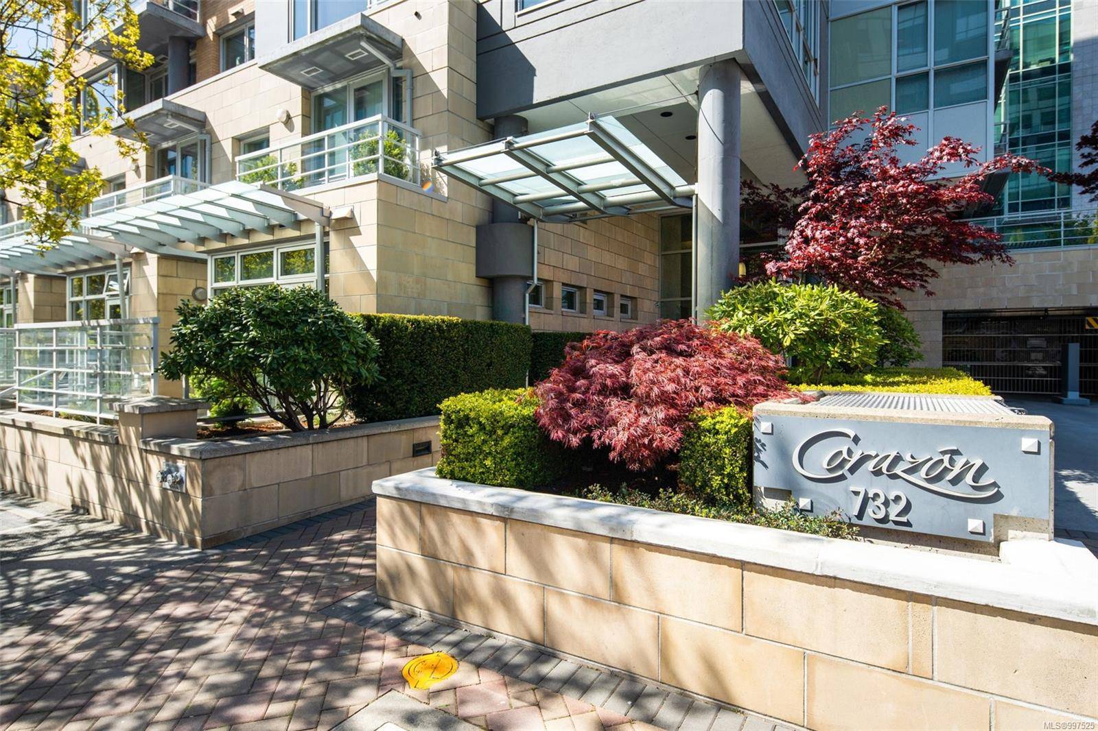 Victoria, BC V8W 4A5,732 Cormorant St #708