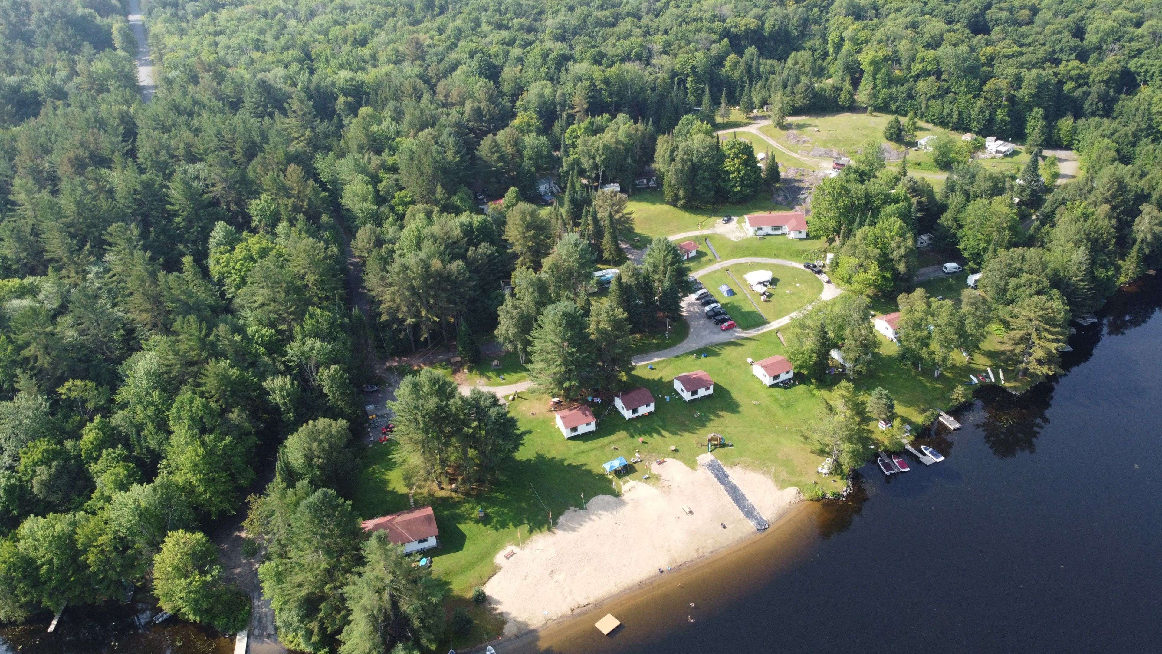 1033 Ashley LN, Bracebridge, ON P1L 1X1