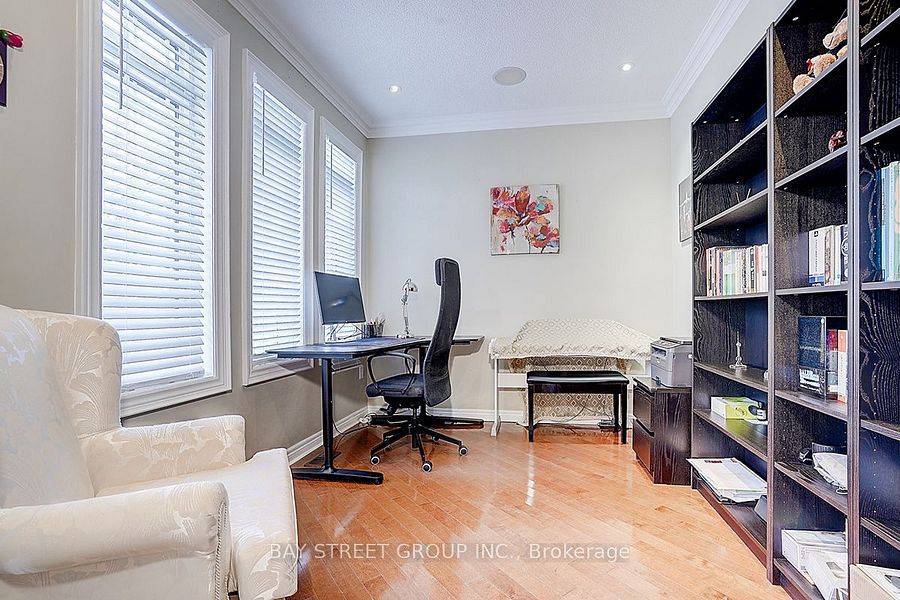 Markham, ON L6B 0A5,73 Kenilworth Gate