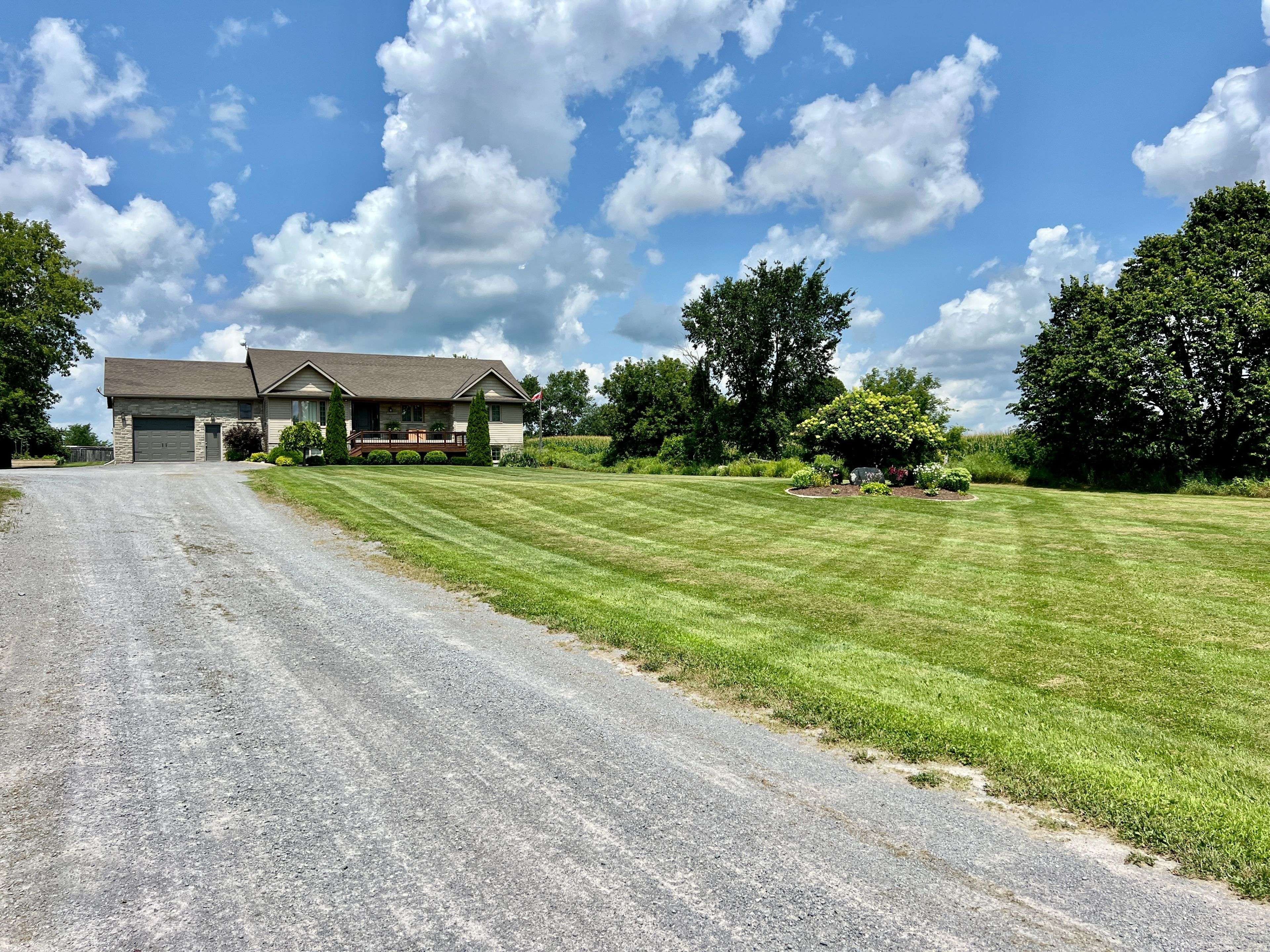 Tweed, ON K0K 3J0,1575 Crookston RD