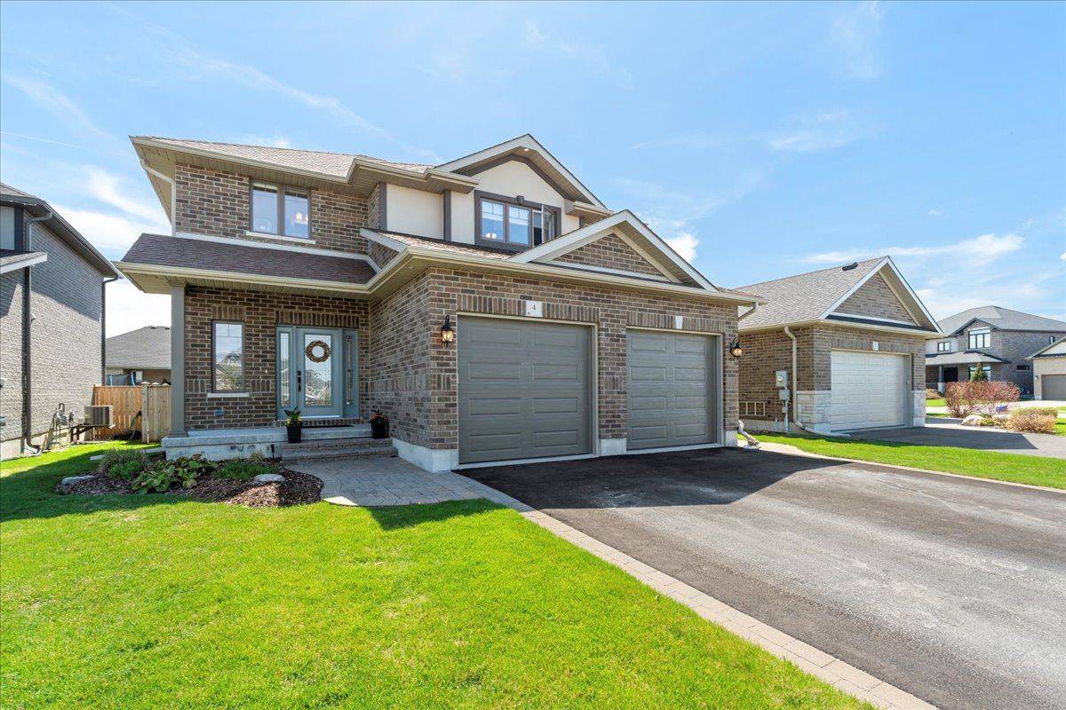 Belleville, ON K8N 0E7,4 Trinity CT