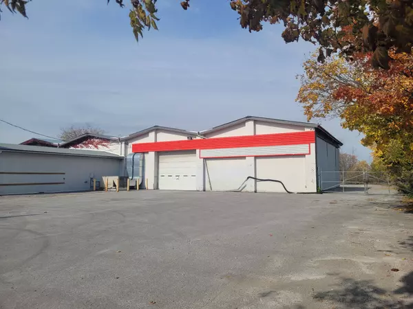 Clarington, ON L1C 1P5,246 King ST E