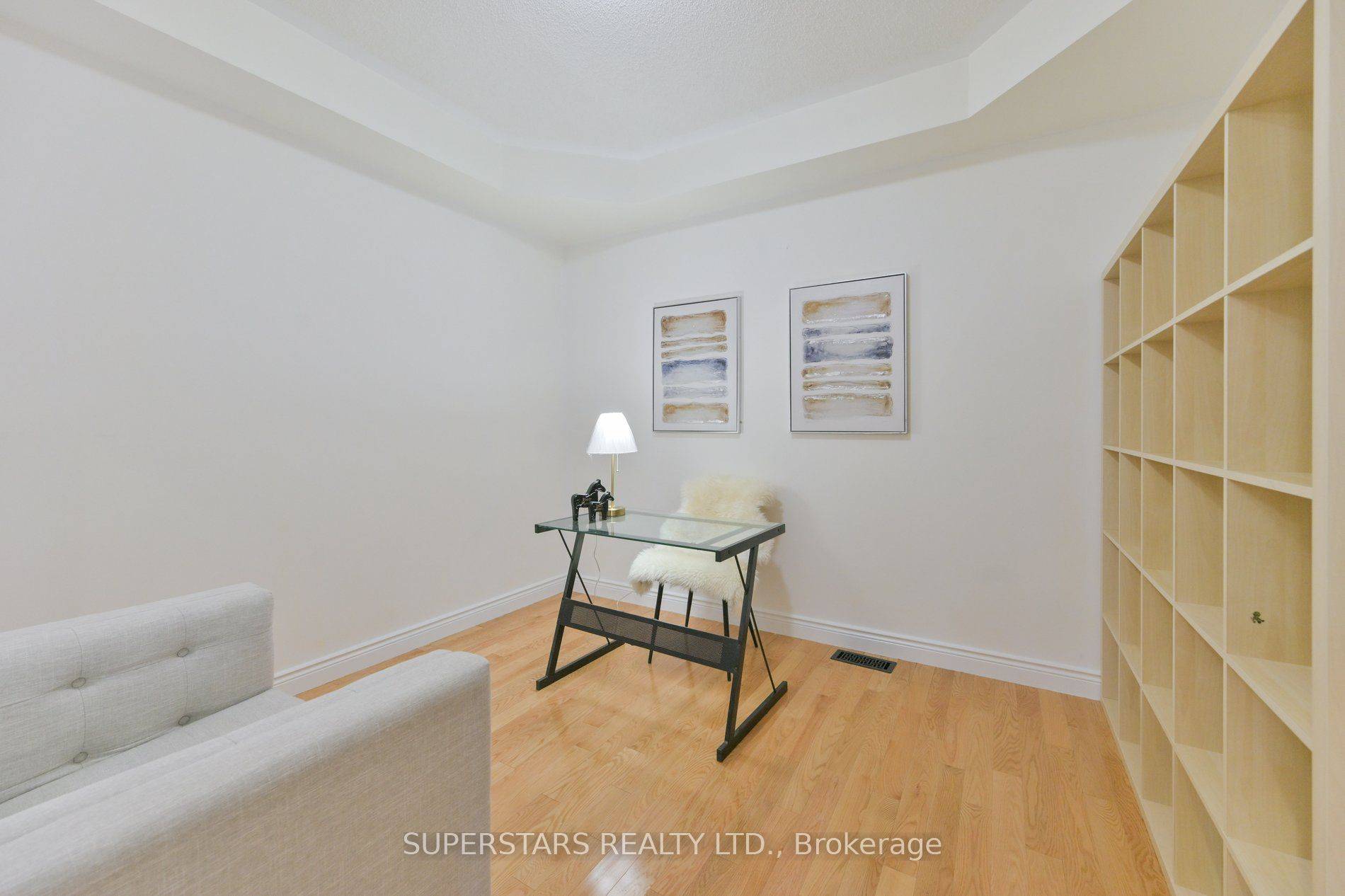 Markham, ON L3S 4P7,32 Thornton ST