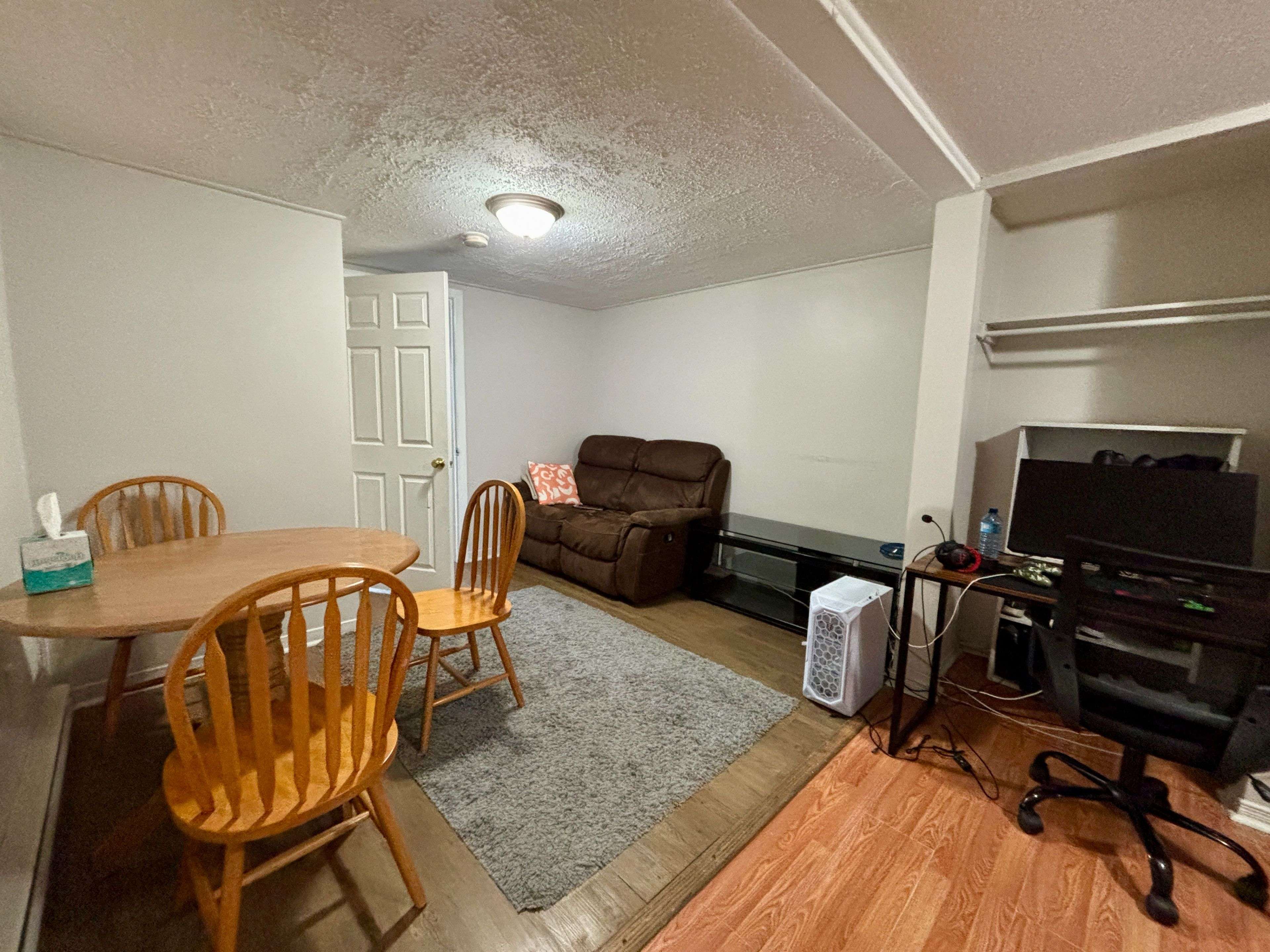 Carleton Place, ON K7C 4E8,215-217 Woodward ST