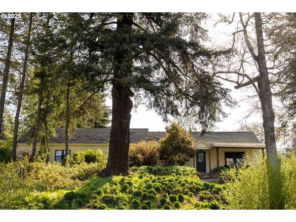 866 HIGHWAY 141, White Salmon, WA 98672