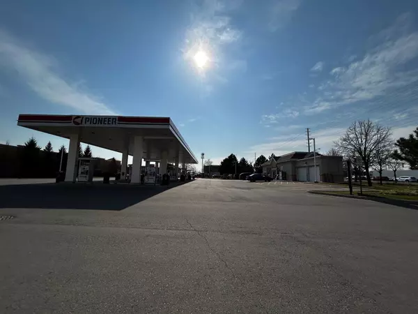 Vaughan, ON L4K 0A3,3191 Rutherford RD