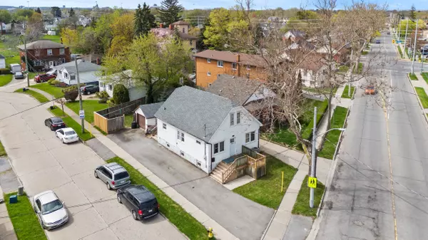 St. Catharines, ON L2M 4W5,362 CARLTON ST