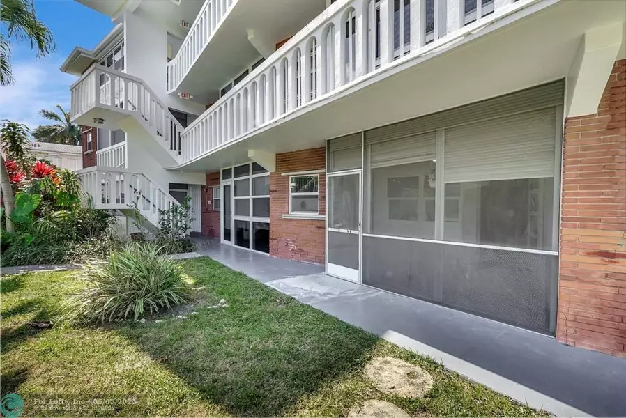 161 NE 10th Ave #14A, Hallandale Beach, FL 33009