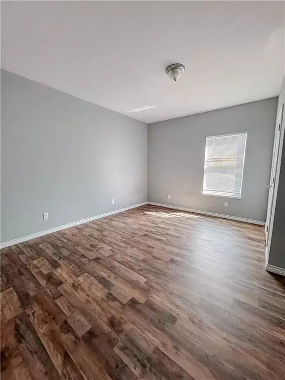 Cameron, TX 76520,1108 W 1st Street