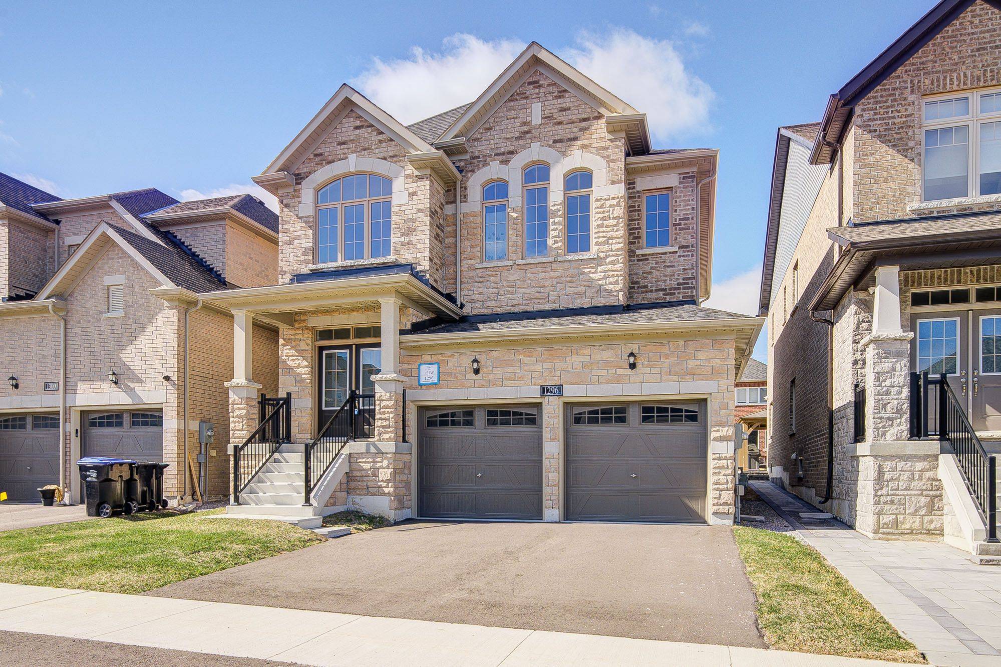 Innisfil, ON L9S 0P6,1296 Broderick ST