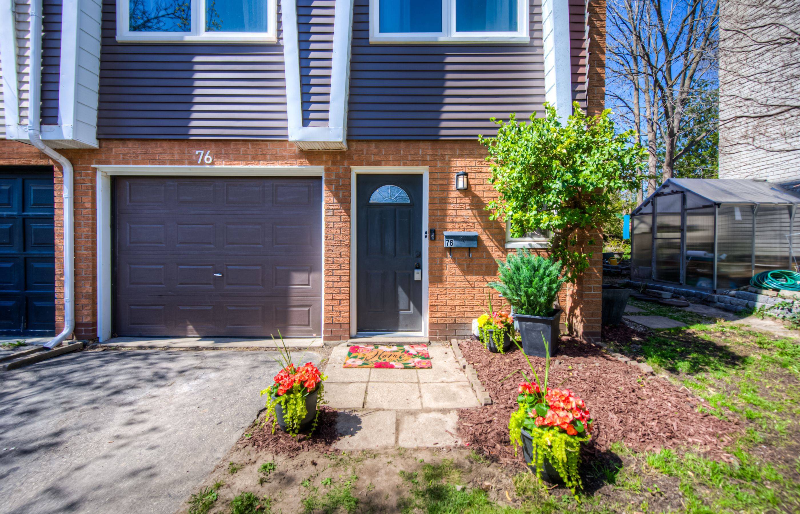 Kitchener, ON N2M 5A3,76 Charles Best PL