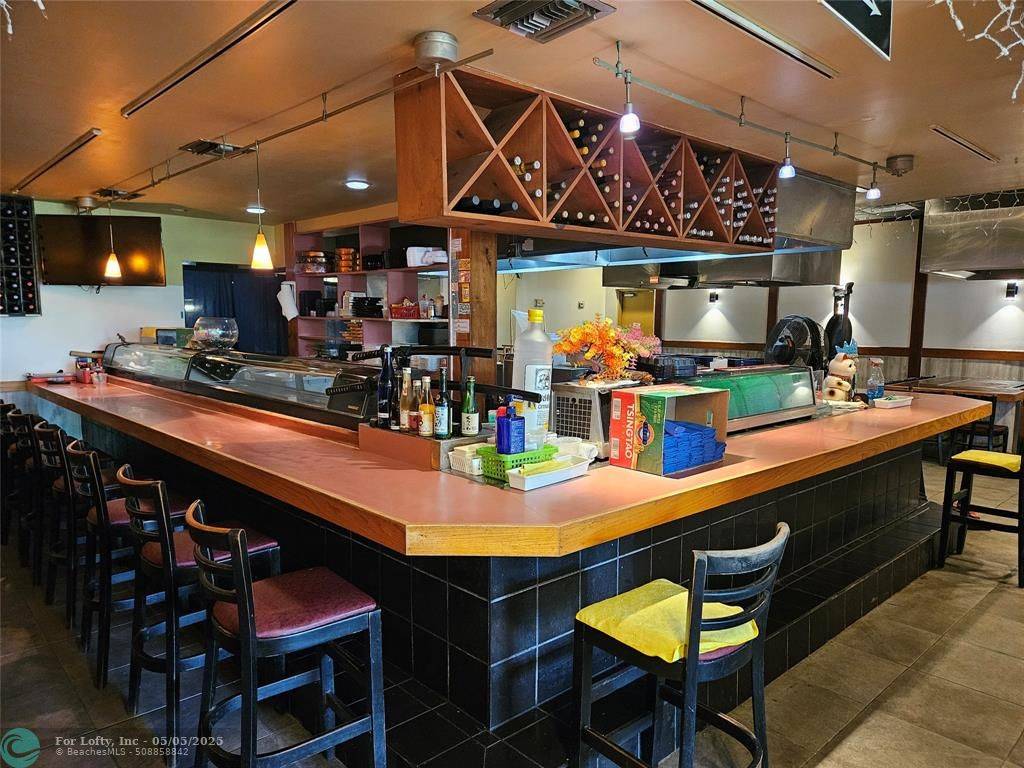 Pembroke Pines, FL 33026,Pines Blvd