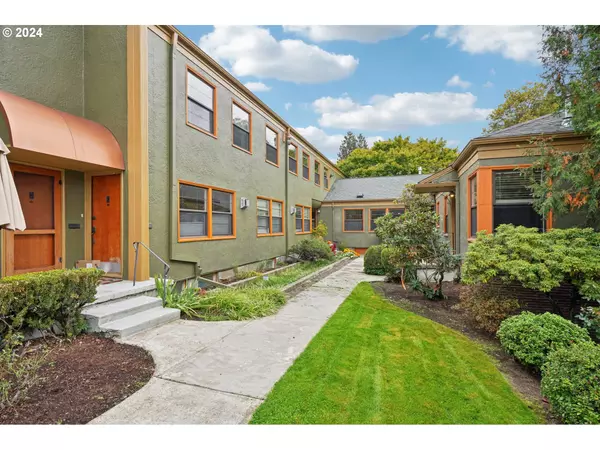 2025 SE CARUTHERS ST #19, Portland, OR 97214