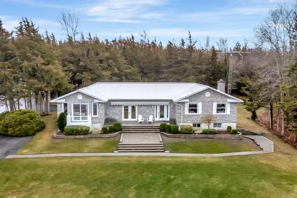 Prince Edward County, ON K0K 1W0,1708 North Big Island RD N