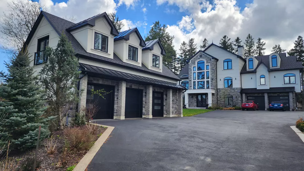 5040 Mount Nemo CRES, Burlington, ON L7M 0T6