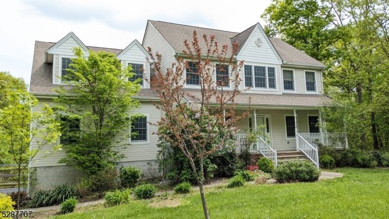 24 Doe Run, Hardyston Twp., NJ 07460