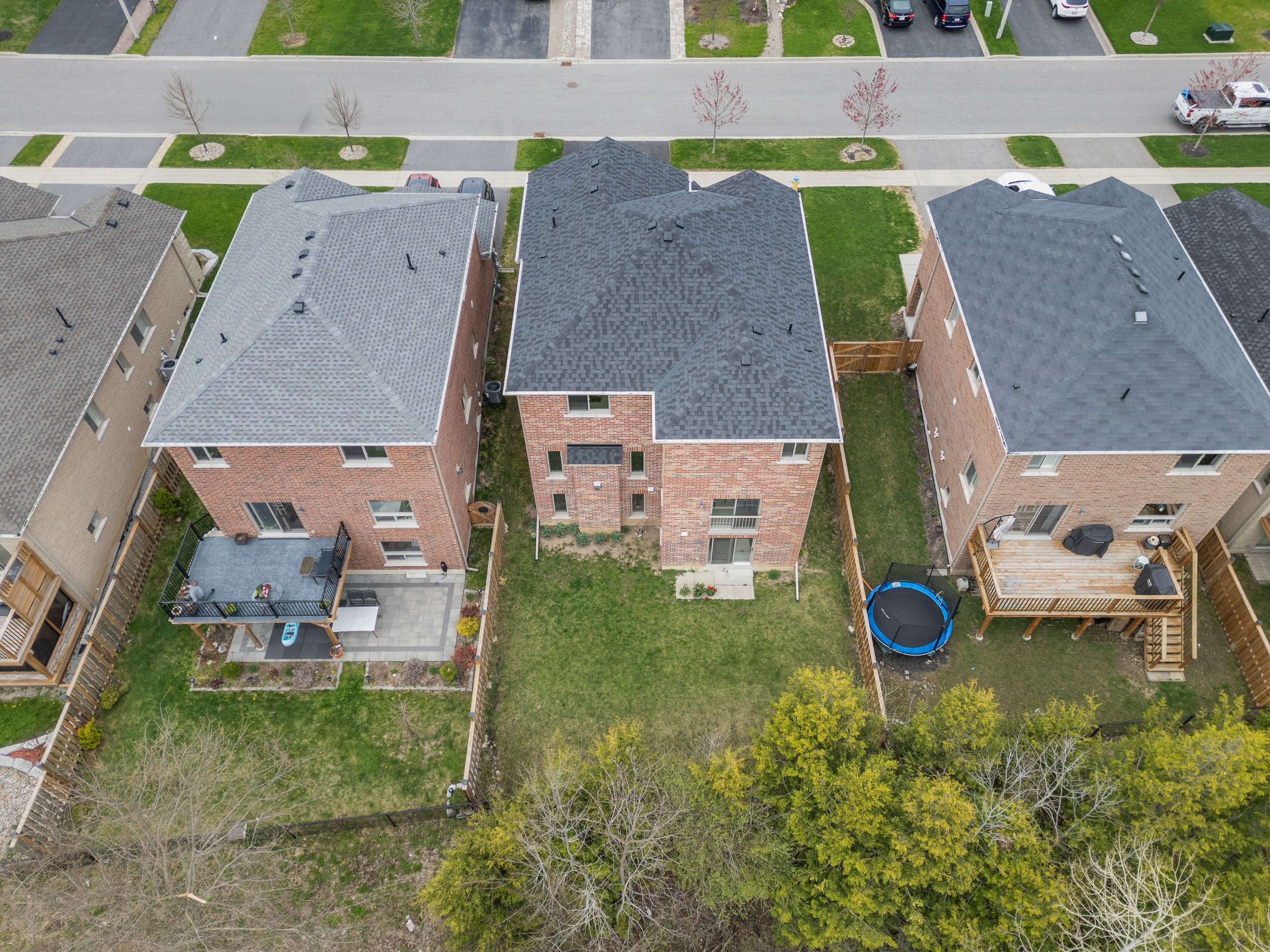 Kawartha Lakes, ON K9V 0N1,141 Springdale DR