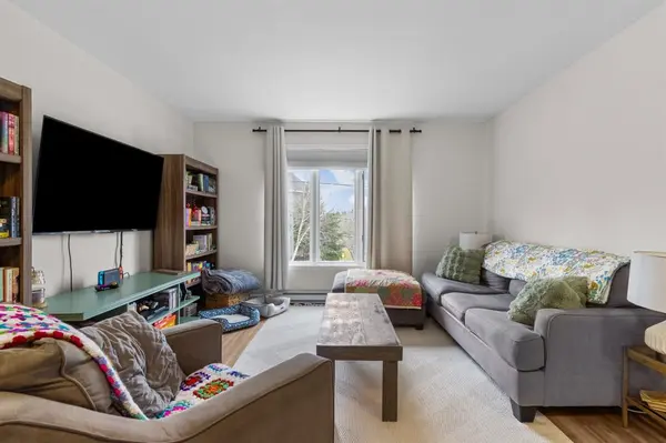 St. John's, NL A1X6R4,33 Old Petty Harbour Road