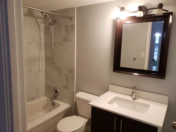 St. Catharines, ON L2S 3A4,41 RYKERT ST #206