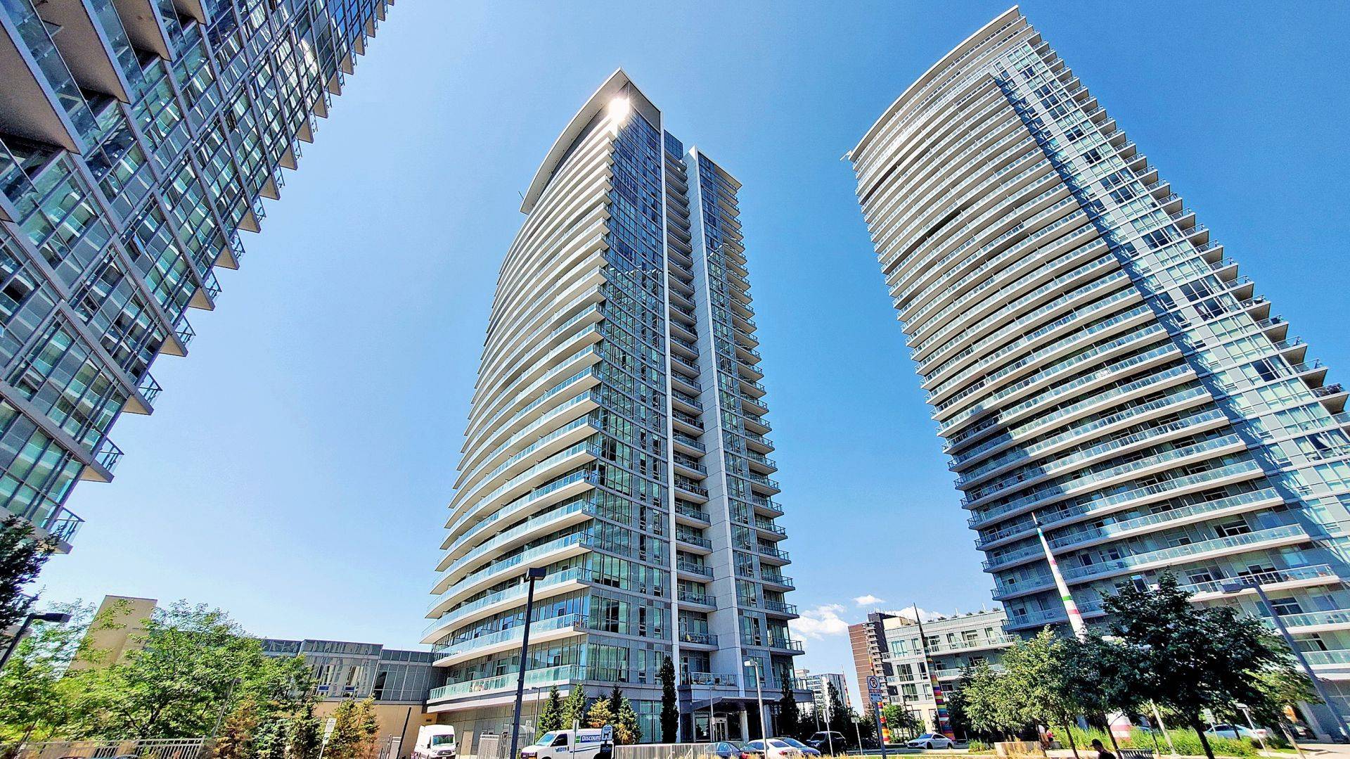 Toronto C01, ON M5S 0A6,65 St Mary ST #3102