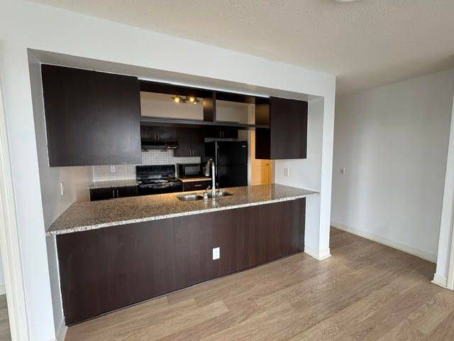 Toronto E09, ON M1P 0B2,70 Town Centre CT E #1404