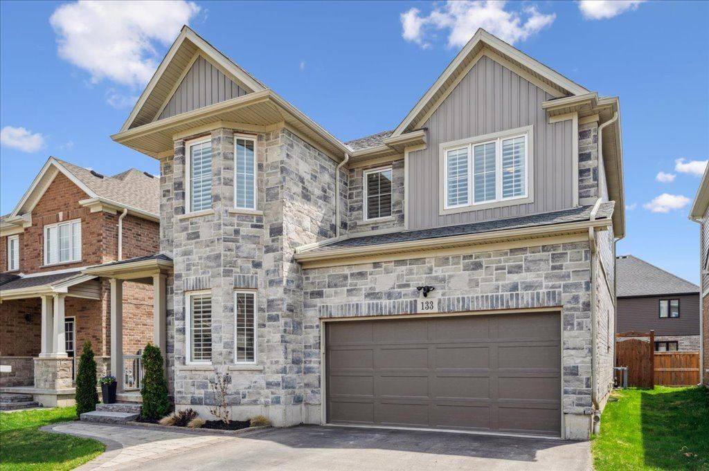 Kitchener, ON N2K 0C4,133 Eaglecrest ST