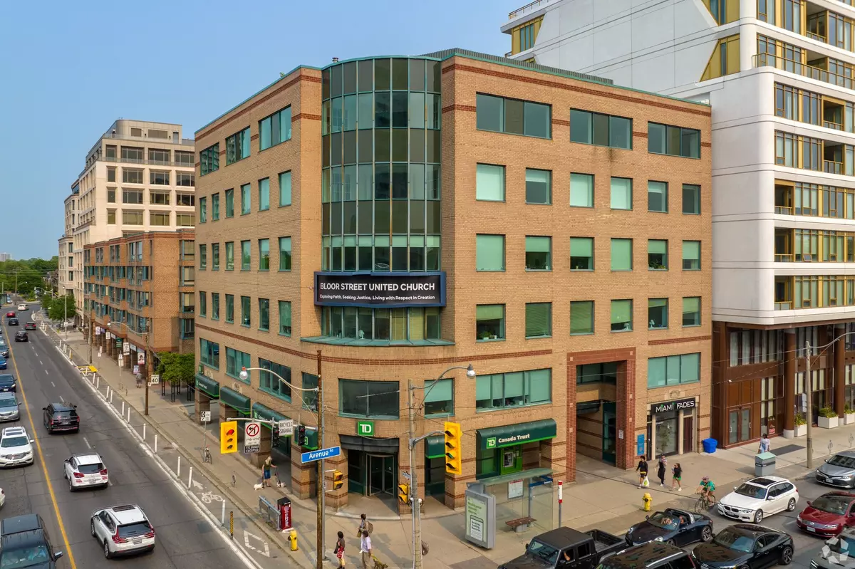 Toronto C02, ON M5R 3S4,165 Avenue RD #300
