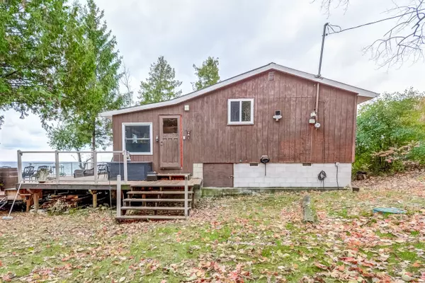 Georgina Islands, ON L0E 1R0,1637 Chief Joseph Snake RD