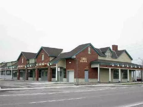6899 14th AVE #5, Markham, ON L6B 0S2