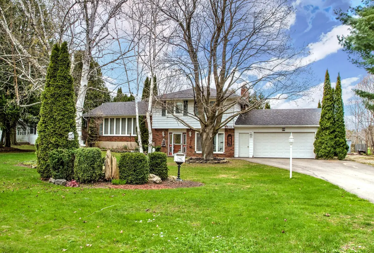 Meaford, ON N4L 1E7,256 Union ST