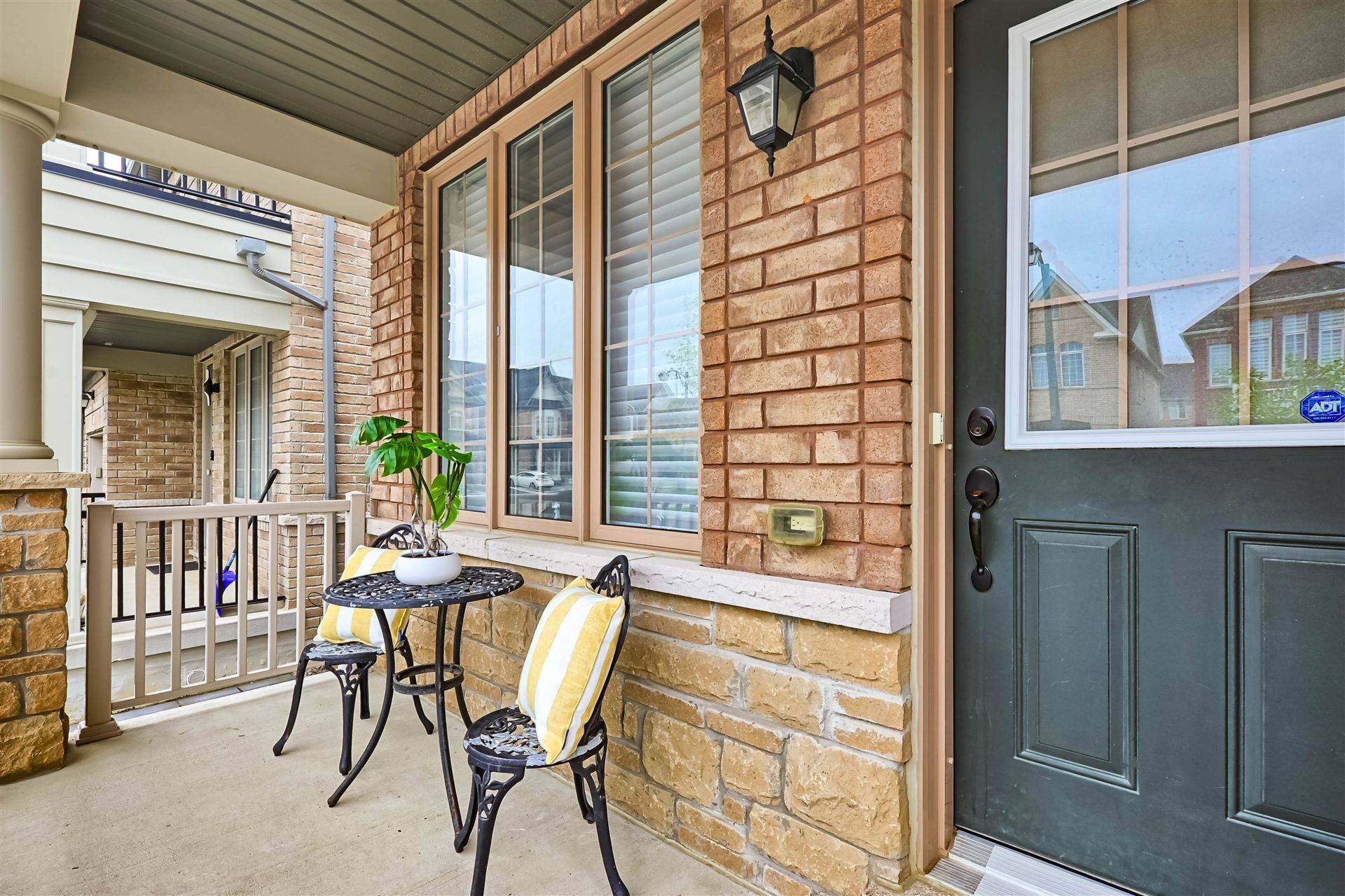 Vaughan, ON L4H 4H8,268 Kincardine ST